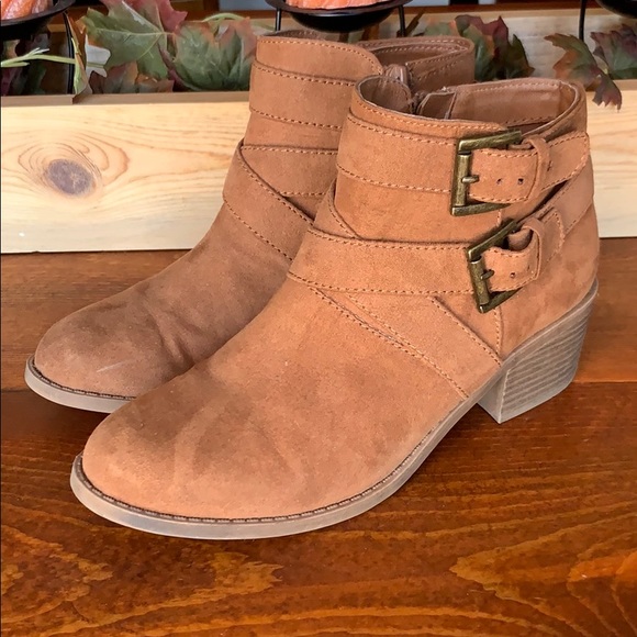 art class Other - Art Class Faux Suede Brown/Tan Short Boots